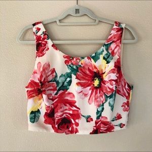 Guess Lace-up Floral Crop Top